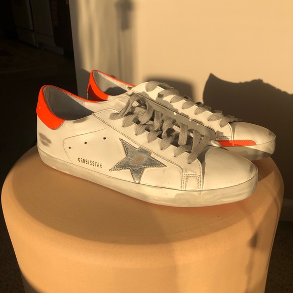 **SOLD** NWOT GOLDEN GOOSE SUPERSTAR LOW-TOPS - Picture 1 of 9